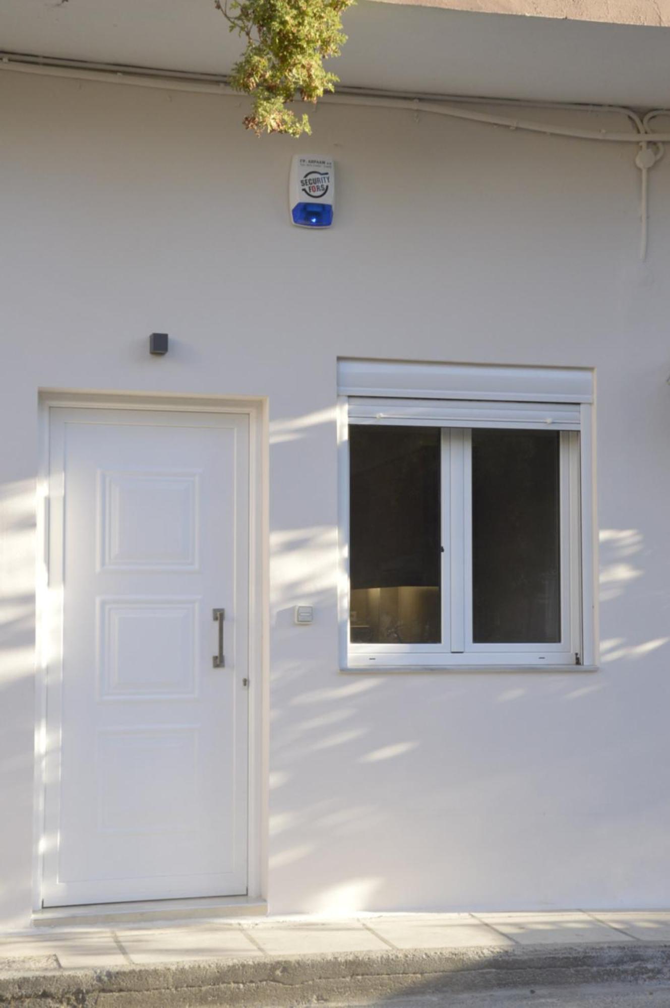 Neon Apartment, Modern, High Quality, Central Apt, Heraklion City Екстериор снимка