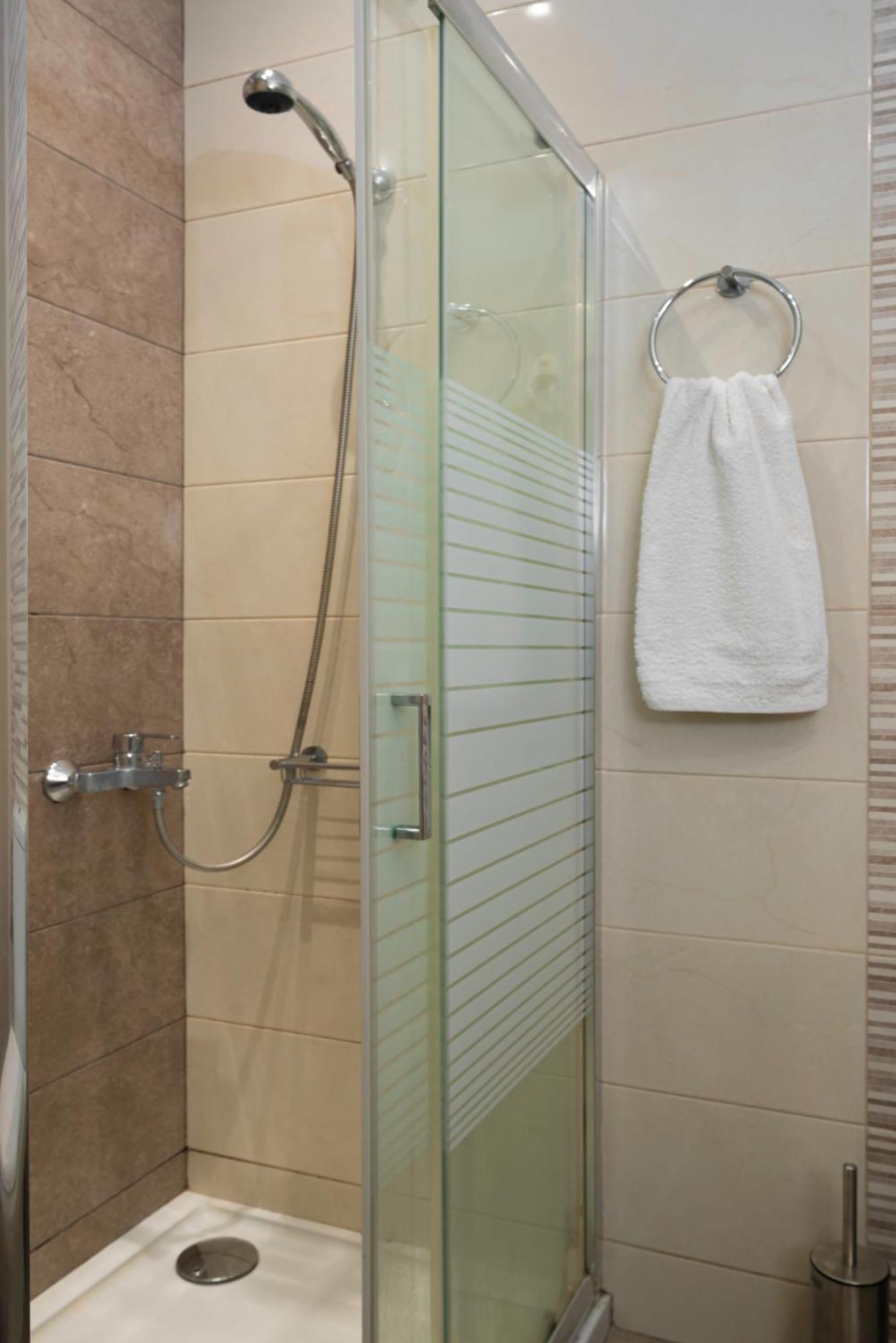 Neon Apartment, Modern, High Quality, Central Apt, Heraklion City Екстериор снимка